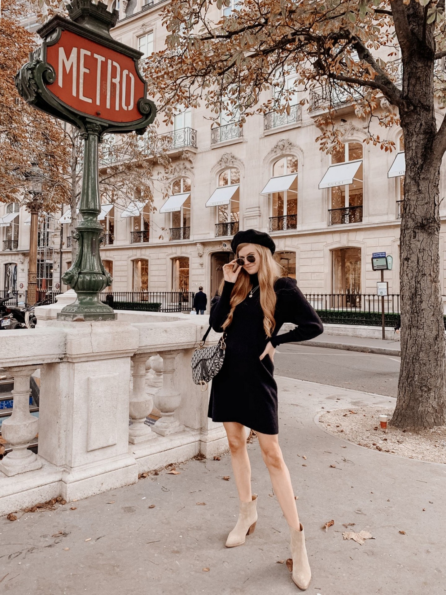 What to Wear in Paris in October?